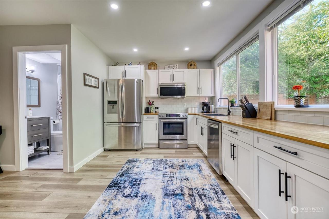 Newly Remodeled 2Bd Room A Frame Cottage Point Roberts Exterior foto
